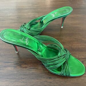 Christian Louboutin Multitaski 70 Green Backless Mule Kitten Heel Pump size 42